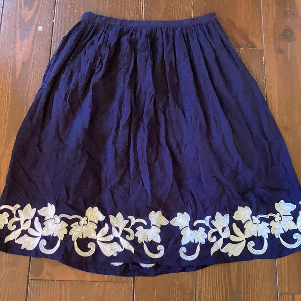 Downeast navy embroidery skirt S